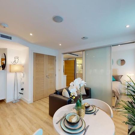 לונדון Executive Luxury One Bedroom In Vauxhall מראה חיצוני תמונה